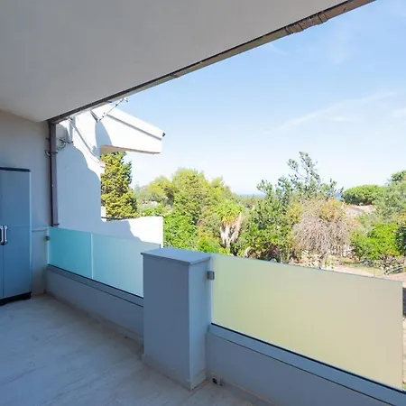 Tetty - Garden & Private Pool Near The Sea בית נופש פורט וילג'