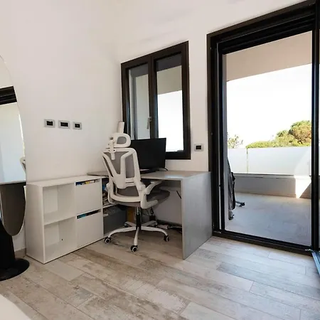 Tetty - Garden & Private Pool Near The Sea Ferienhaus *