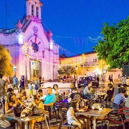 Tetty - Garden & Private Pool Near The Sea *