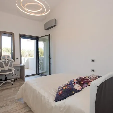 Tetty - Garden & Private Pool Near The Sea Forte Village